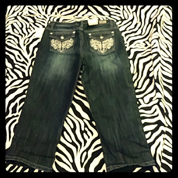 Earl Capris Jeans - Picture 1 of 4